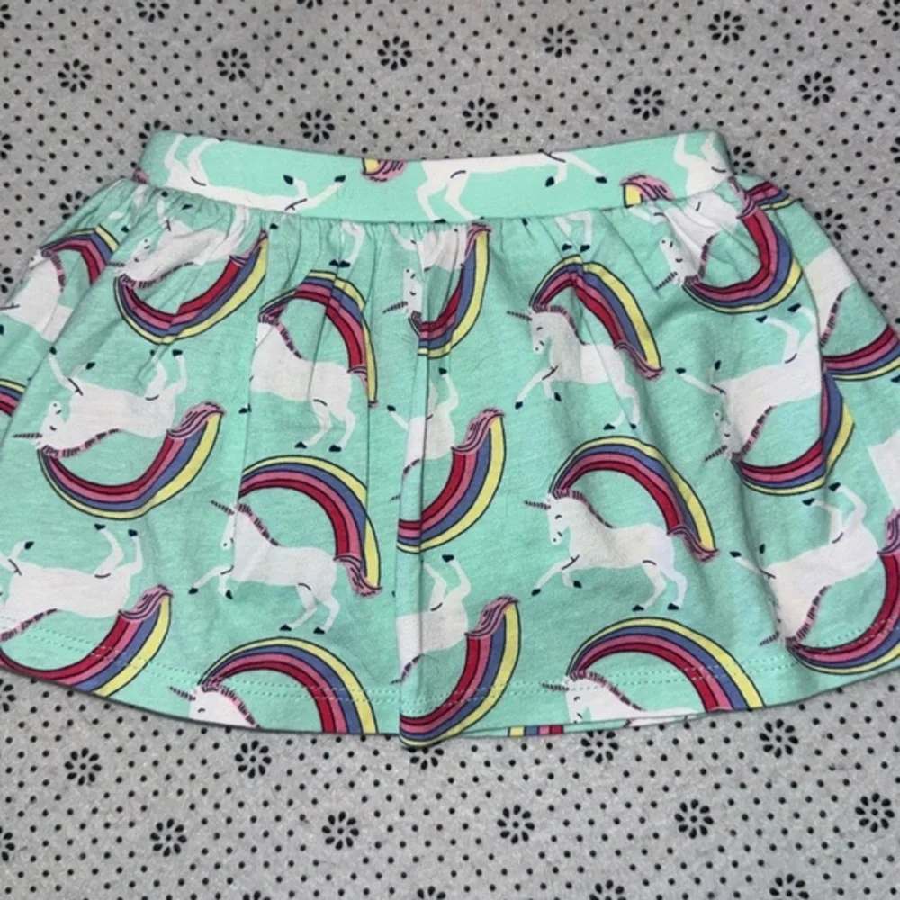 🛍 CUTE LITTLE GIRLS SKIRT SIZE 6 MONTHS
